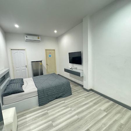 K&K Apartment Bang Phli Exteriör bild